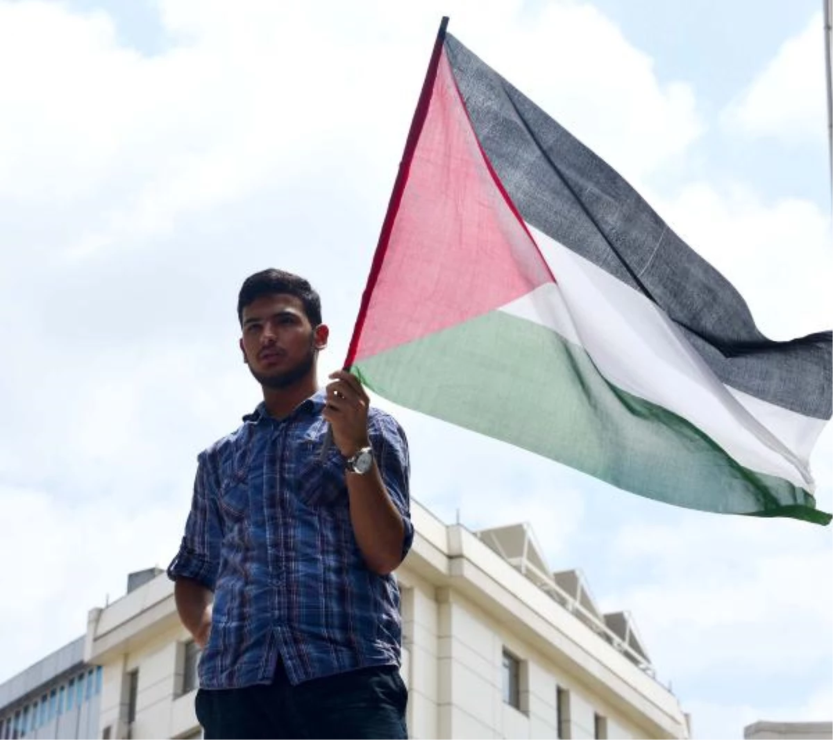 İsrail\'in Gazze Saldırıları 4 İlde Protesto Edildi