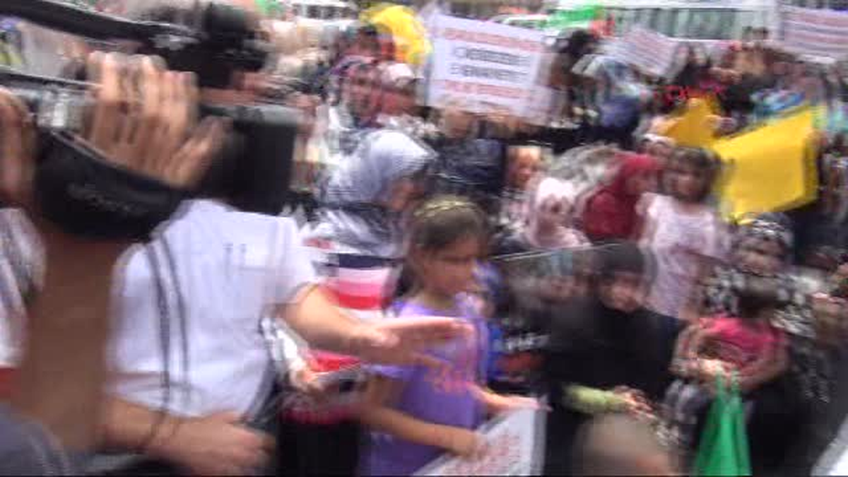 İsrail Protestolarında Gıyabi Cenaze Namazı Kılındı