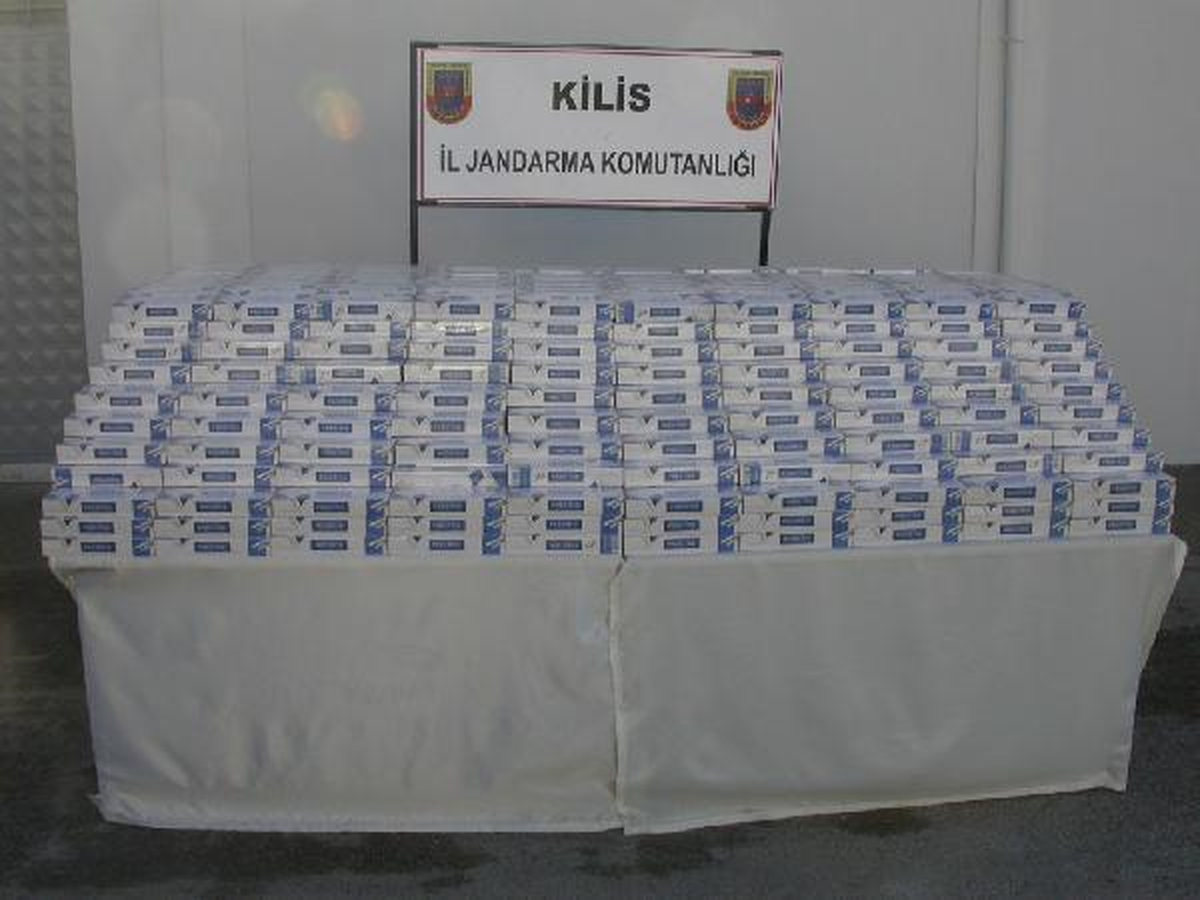 Kilis\'te Kaçak Sigaraya 5 Gözaltı