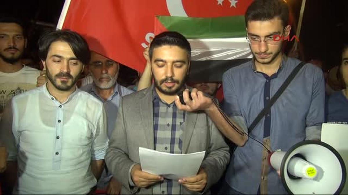 Konya\'da Saadet Partililer\'den İsrail Protestosu