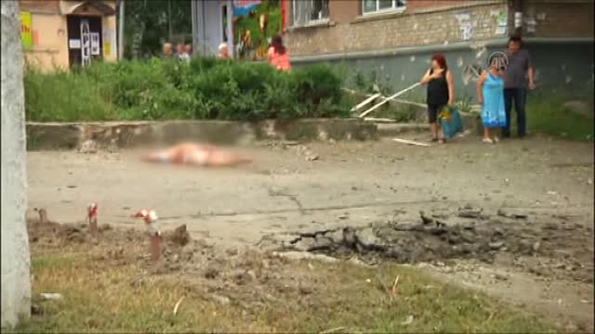 Ukrayna Lugansk\'taki Çatışmalarda 20 Sivil Hayatını Kaybetti