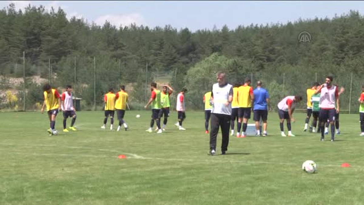 Mersin İdmanyurdu Bolu\'da Kamp Yapıyor