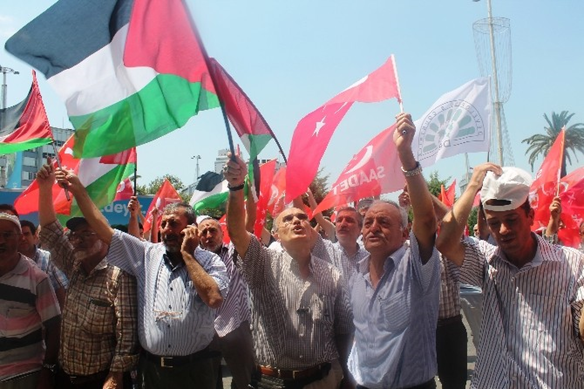 Saadet Partisi İzmir Teşkilatından İsrail Protestosu