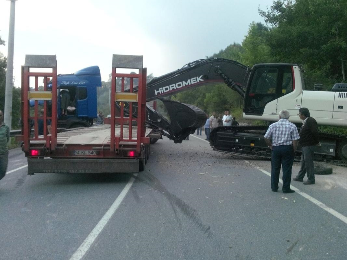 Sakarya\'da Trafik Kazası: 1 Yaralı