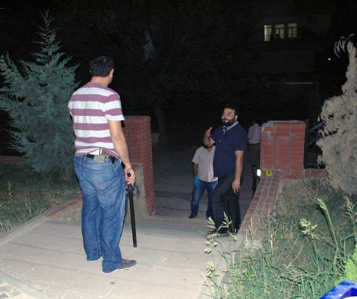Semt Parkı İçerisine Silahlı Kavga: 1 Yaralı