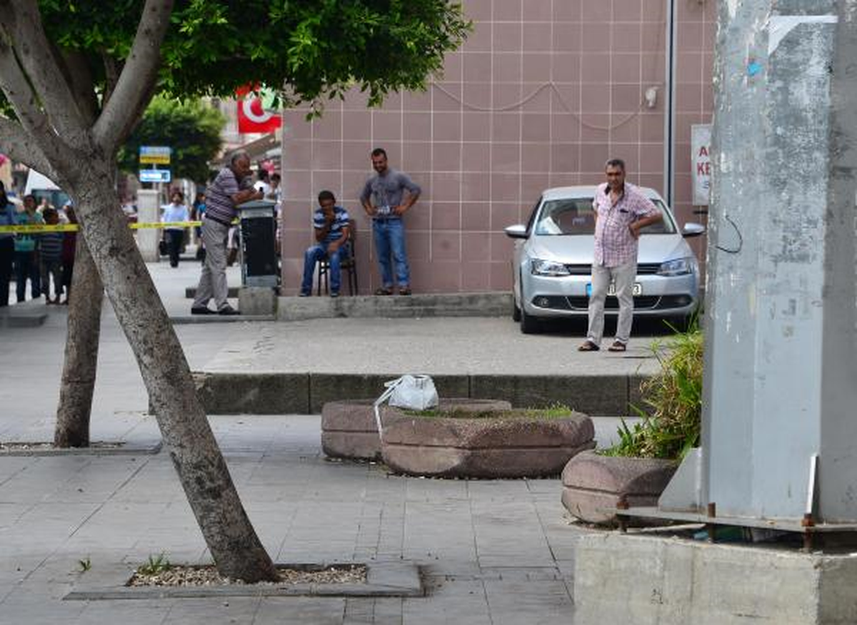 Unutulan Çanta Bomba Paniğine Neden Oldu