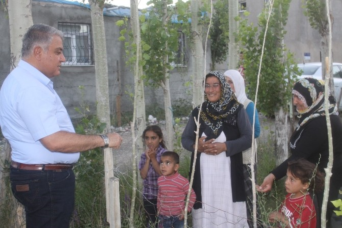 Vali Tekinarslan Kanser Hastasının Evinde İftar Açtı