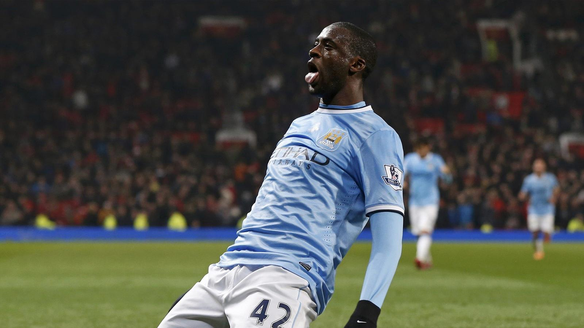 Yaya Toure Manchester City\'de Kalıyor