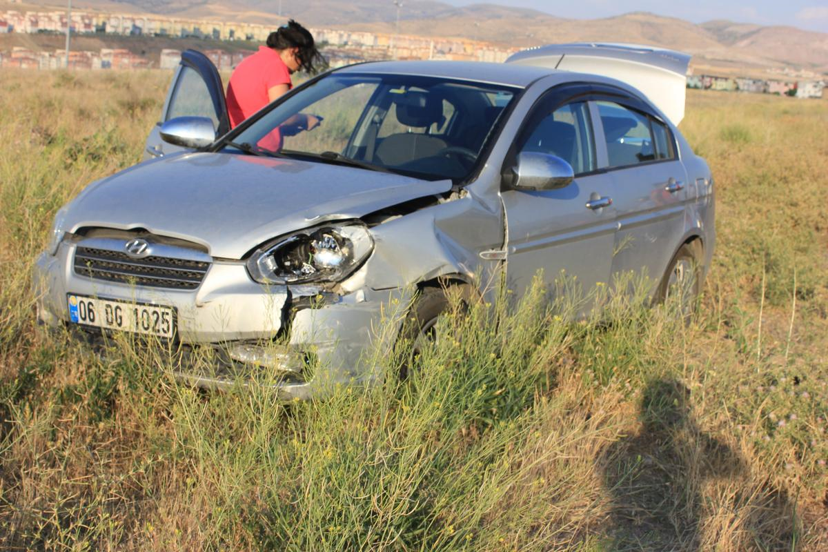 Yol Verme Tartışmasında Kaza: 3 Yaralı