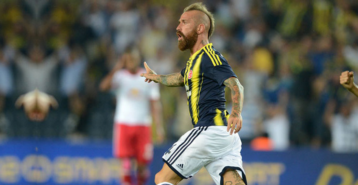 Zenit, Raul Meireles'e Talip