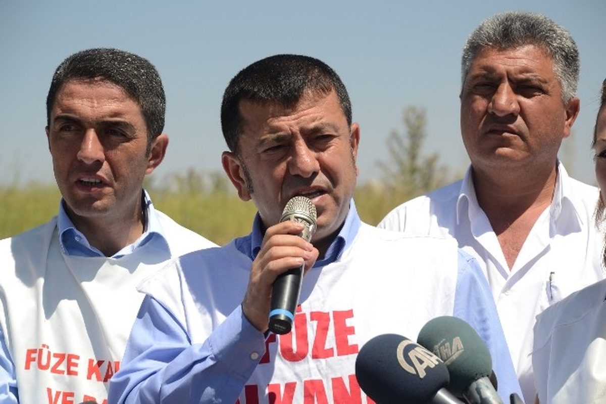 Ağbaba, Kürecik\'teki Radar Savunma Üssü Önünde Açıklama Yaptı