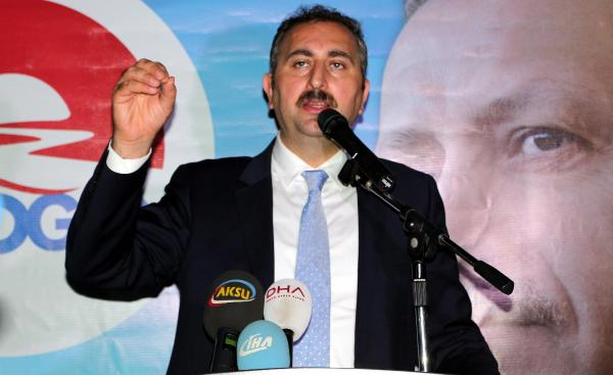 AK Parti\'li Gül: MHP, CHP Trenine Vagon Olmuş