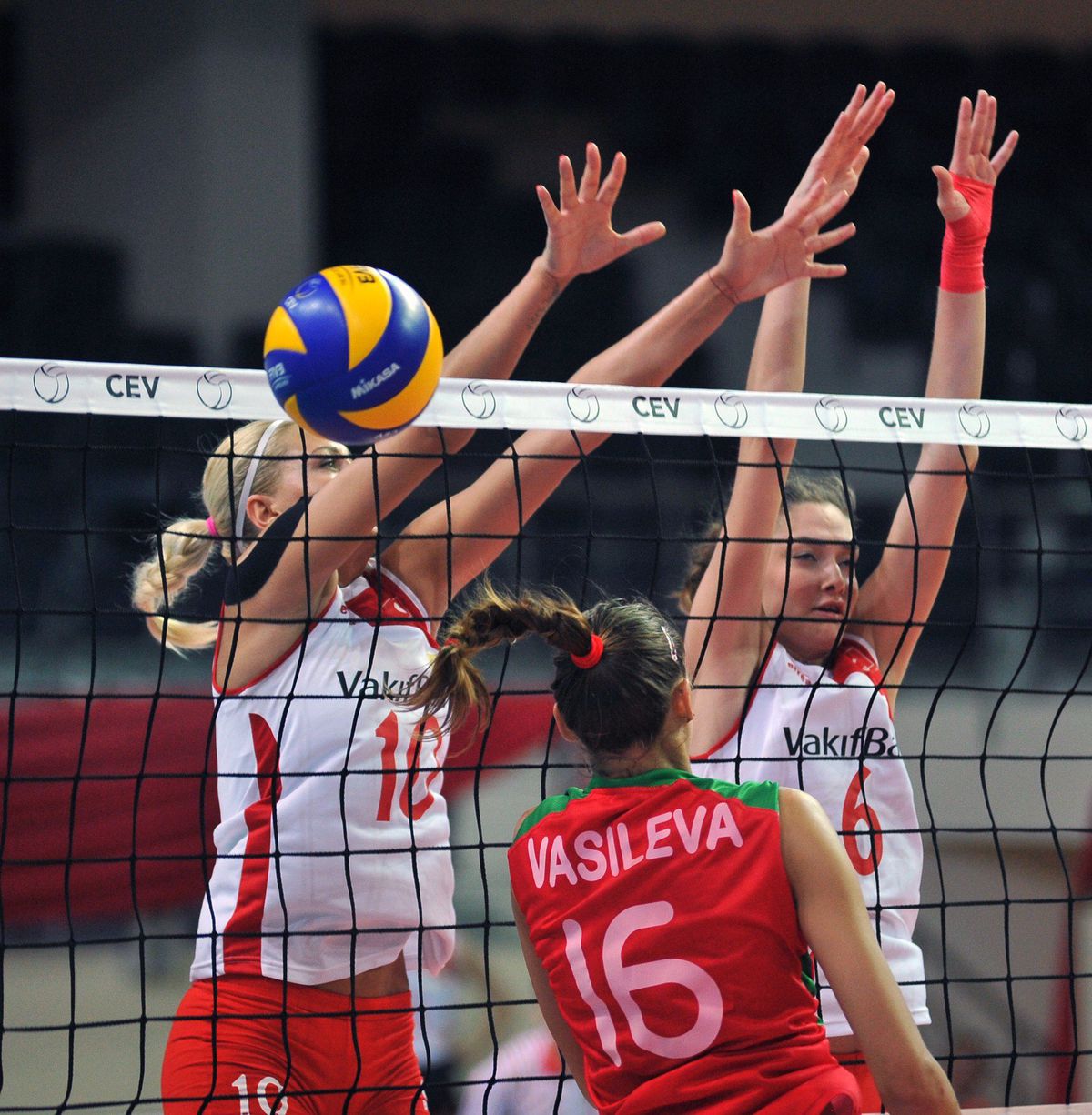 Filenin Sultanları, Cev Bayanlar Avrupa Ligi Şampiyonu Oldu