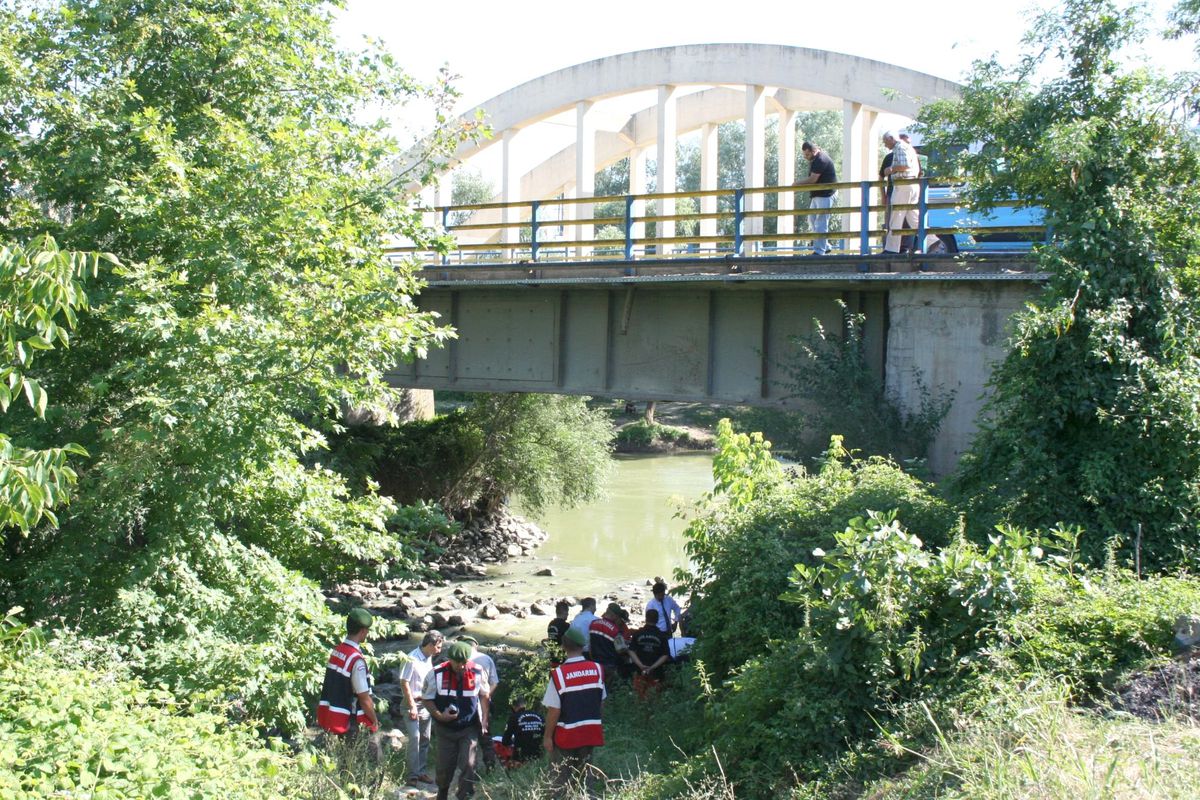 Sakarya Nehri\'nde Kaybolan Kişinin Cesedi Bulundu