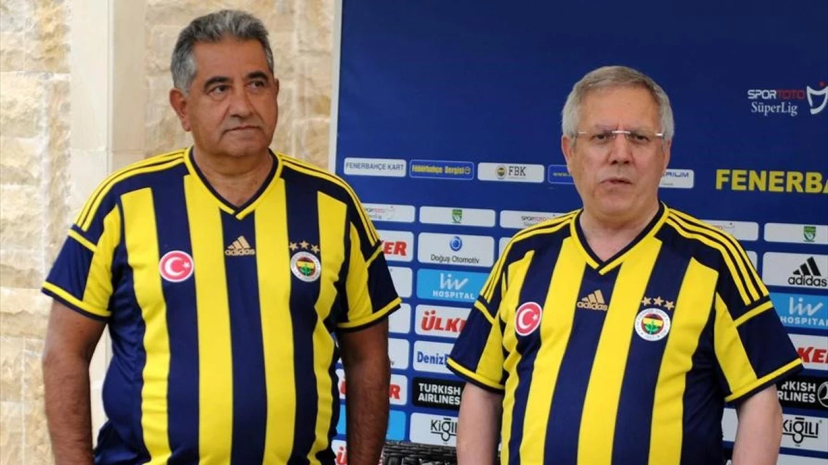 Aziz Yıldırım, Dünya Fenerbahçeliler Günü\'nü Kutladı