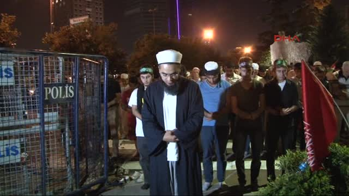 İstanbul\'da Başkonsolosluk Önündeki Eylem Sona Erdi