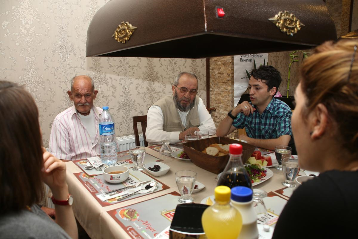 Bayburt\'ta Gazi ve Şehit Yakınlarına İftar