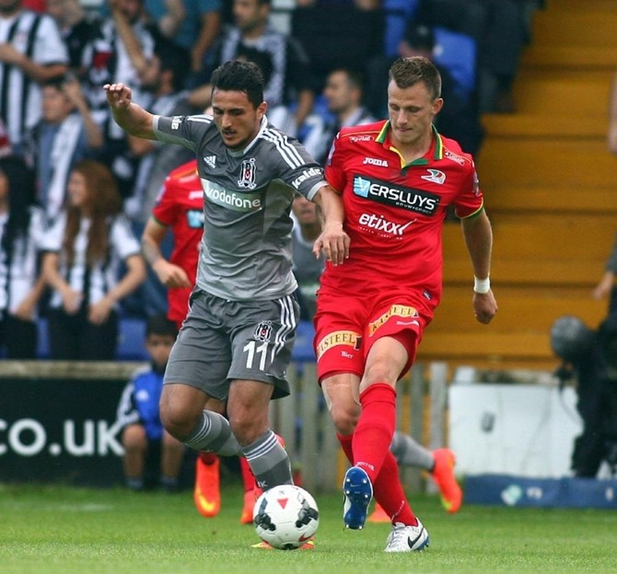 Beşiktaş Hazırlık Maçında Kv Oostende\'yi 2-0 Yendi