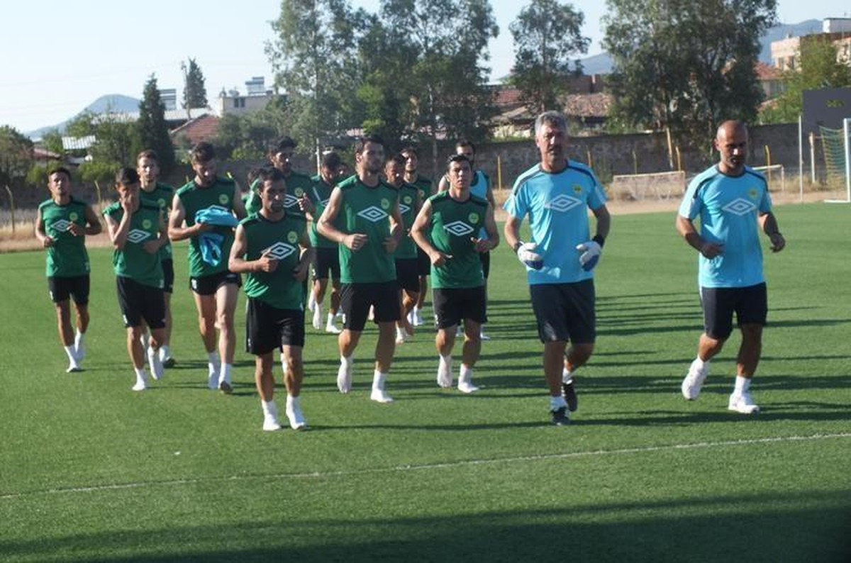 Çine Madranspor\'un Gölcük Kampı Başladı