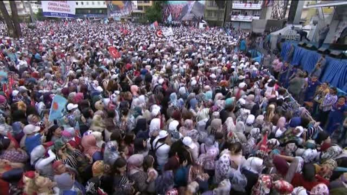 Erdoğan: "Bunlar milleti her zaman koyun yerine koydular" -
