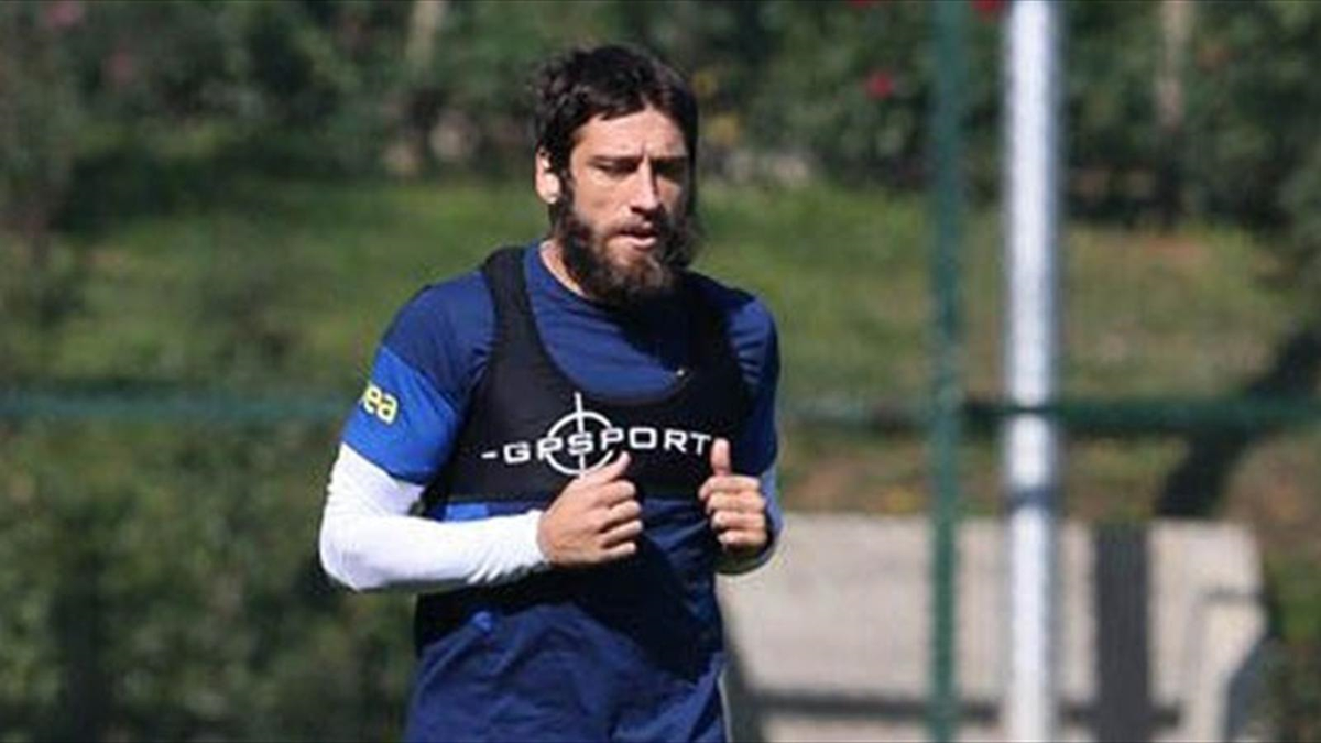 Fenerbahçe İmza Dağıttı