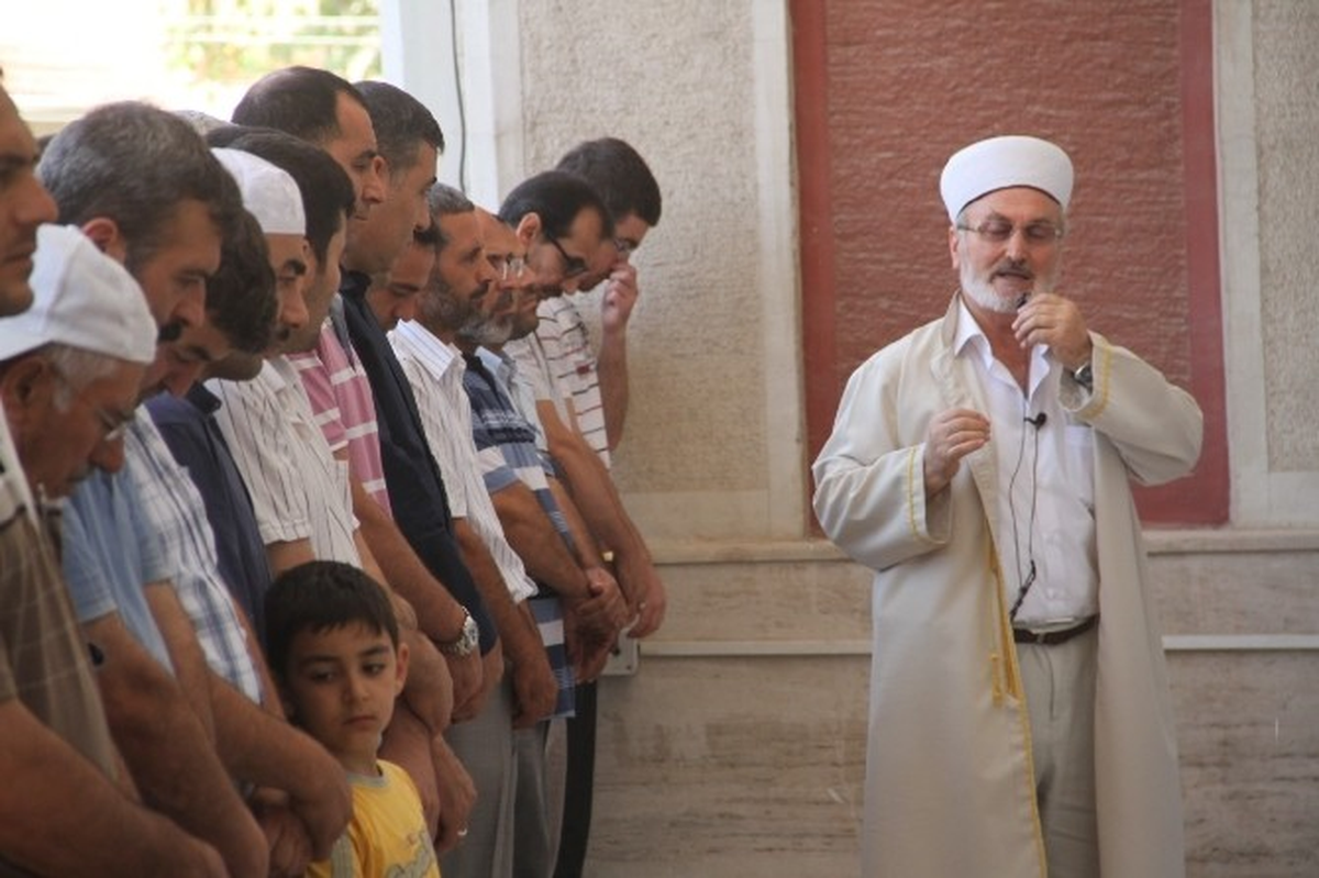 Orhangazi\'de Gazze\'de Ölenler İçin Gıyabi Cenaze Namazı Kılındı