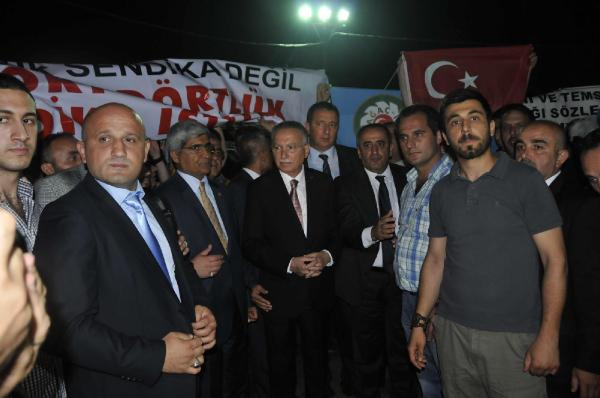 İhsanoğlu: Ülkemiz İçerde Korku Dışarda İtibarsızlık Yaşıyor (3)