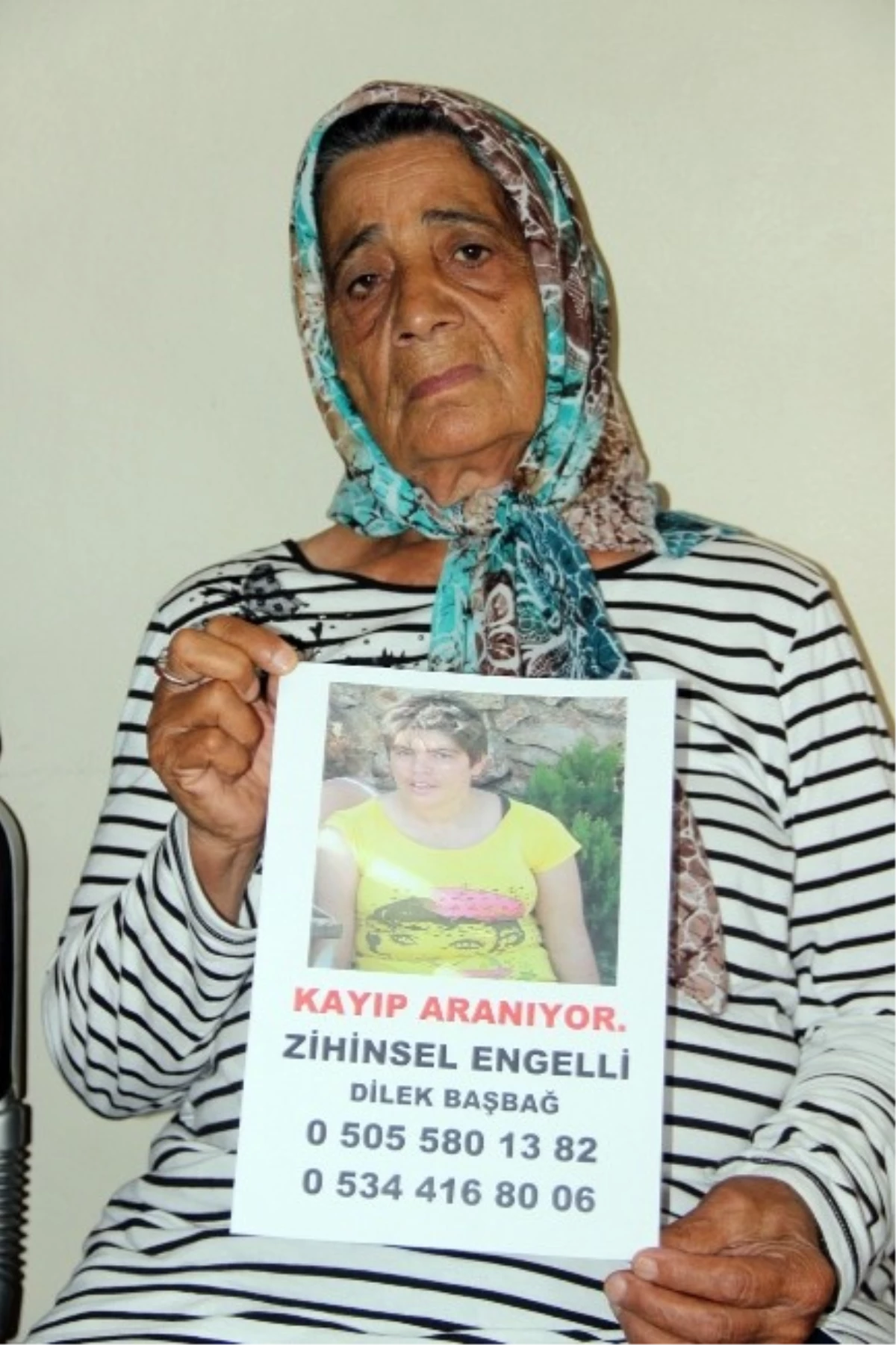 İl İl Gezerek 4 Yıldır Kayıp Kızını Arıyor