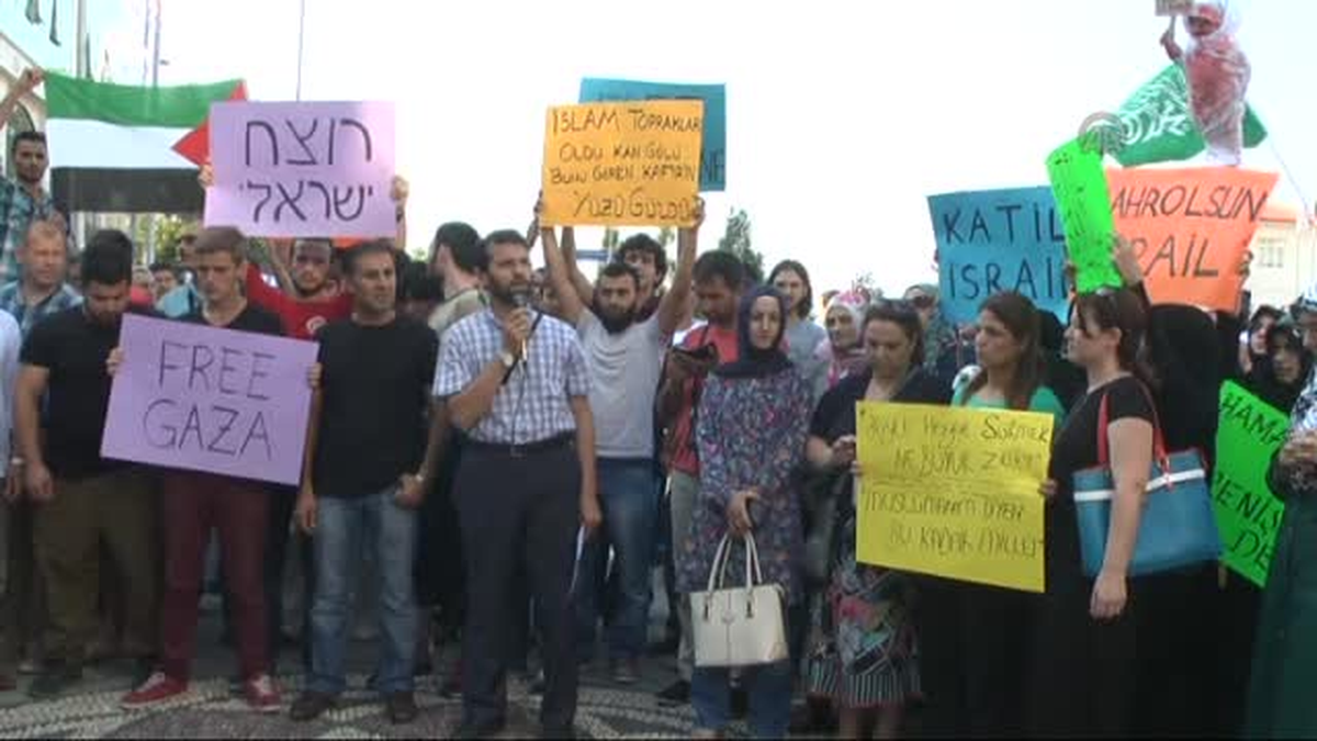 İsrail\'in Gazze saldırılarının protesto edilmesi -