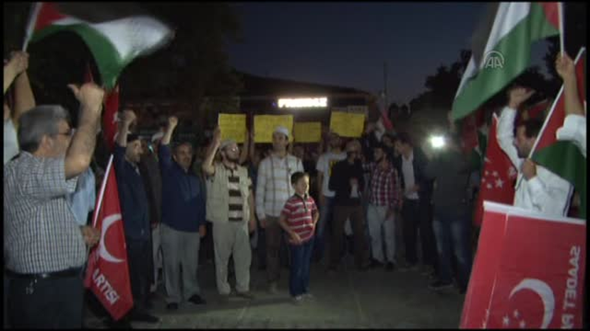 İsrail\'in Gazze Saldırılarının Protesto Edilmesi