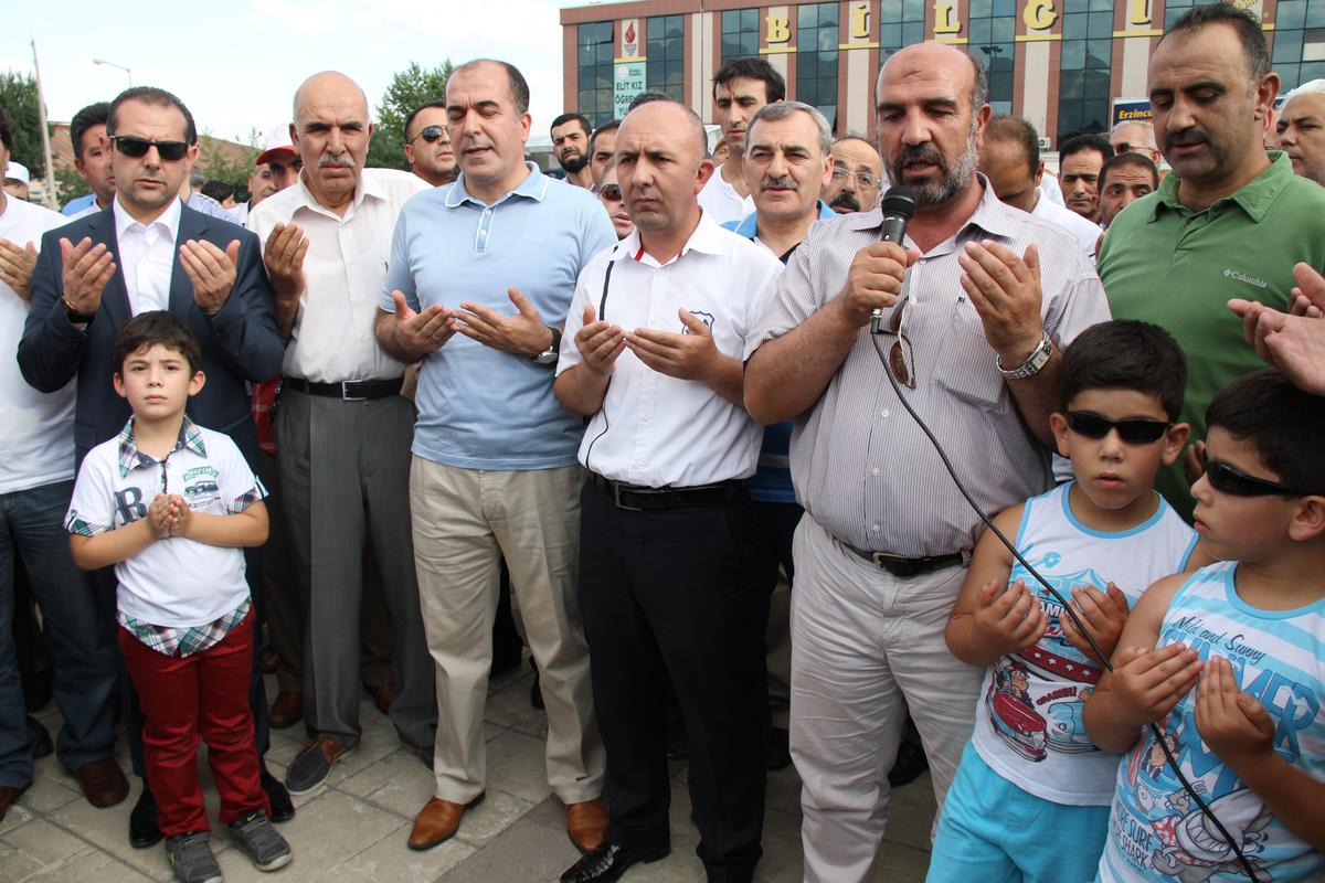 İsrail\'in Gazze\'ye Saldırılarının Protesto Edilmesi