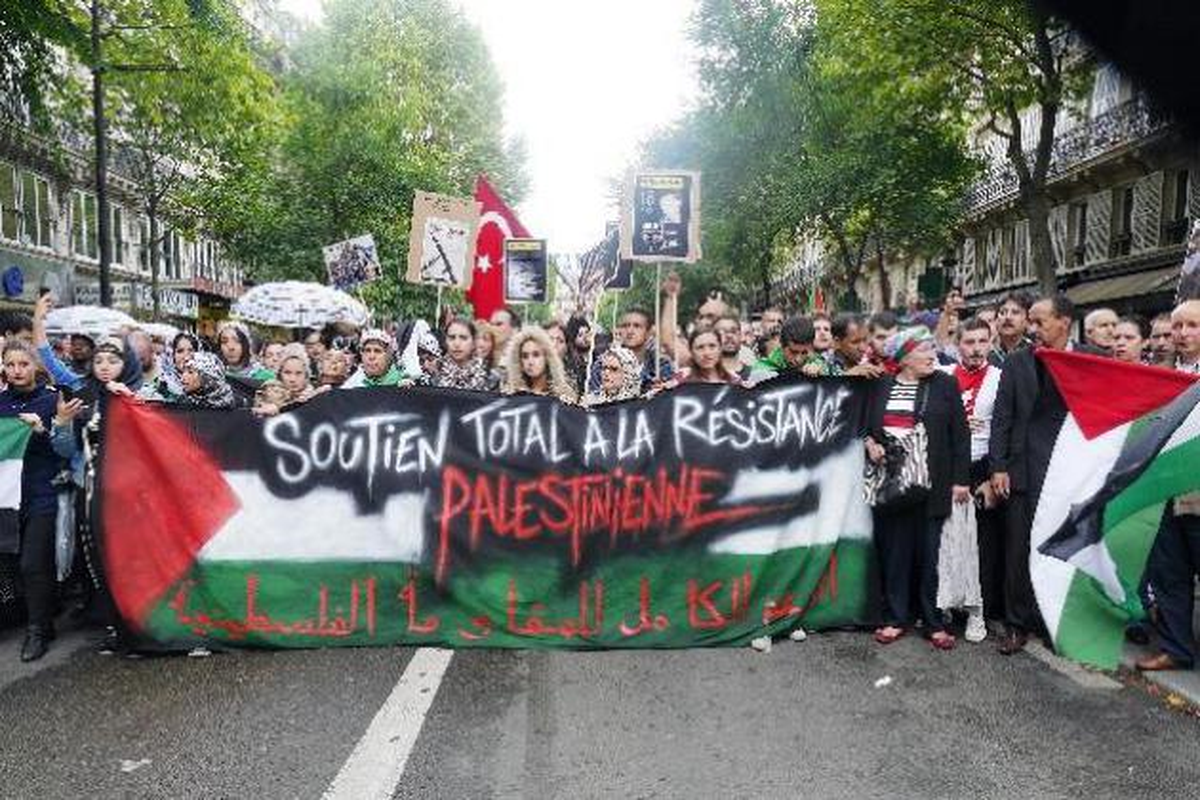 İsrail Karşıtı Protestocular Yasak Dinlemedi