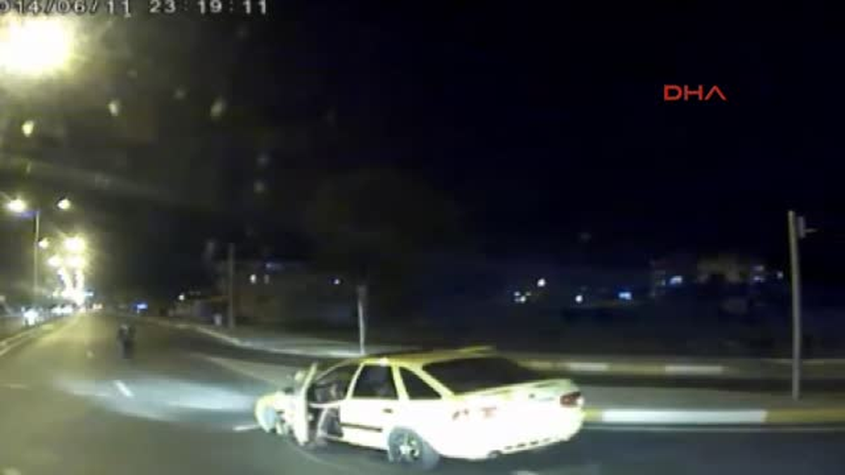 Sakarya\'da Araç Kameraları Bu Kazaları Kaydetti