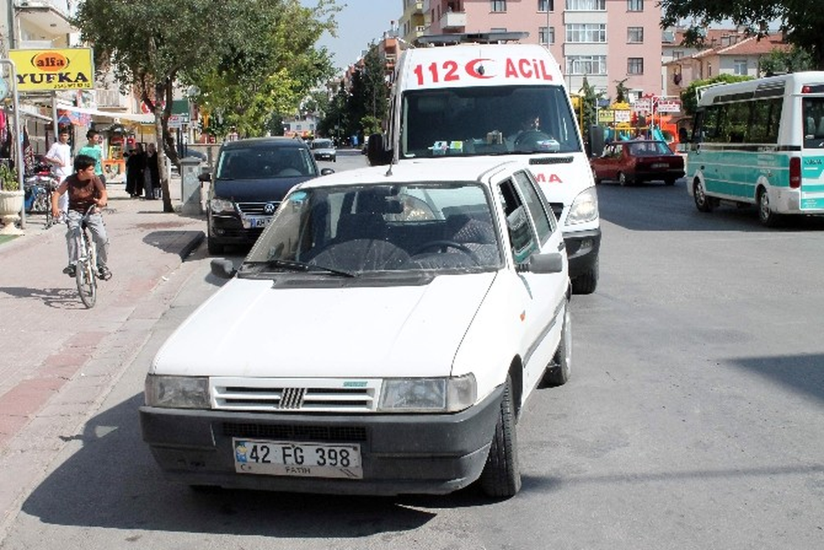 Yaralı Çocuk İğneden Korkup Ağladı