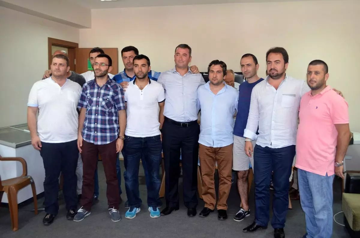 Akçakocaspor\'da Görev Dağılımı