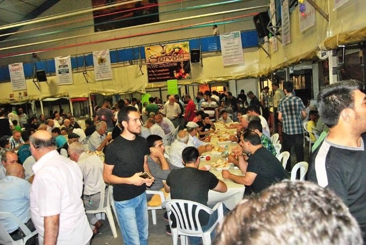 Asimder\'in İstanbul\'da İftar Yemeği