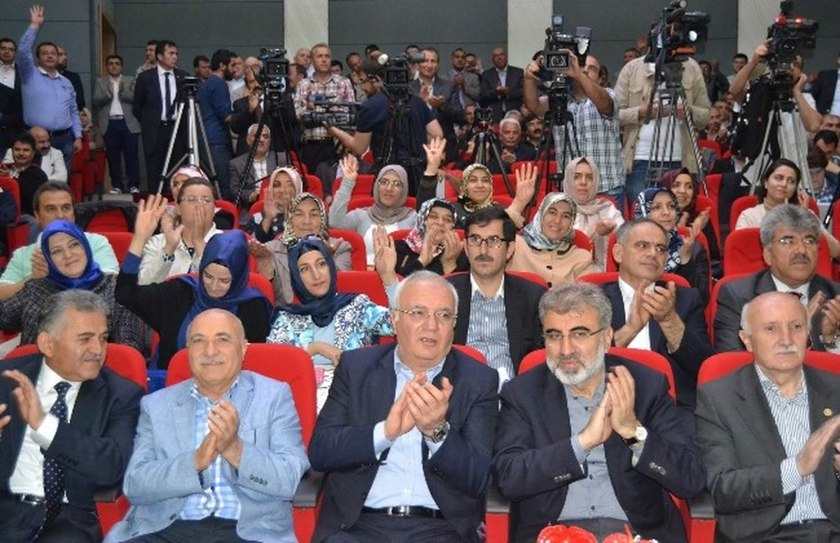 Enerji ve Tabii Kaynaklar Bakanı Yıldız Osmaniye\'de