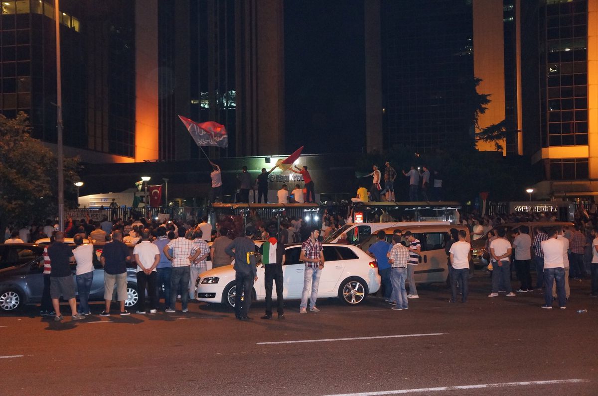 İsrail Konsolosluğu Önünde Protesto Gösterisi