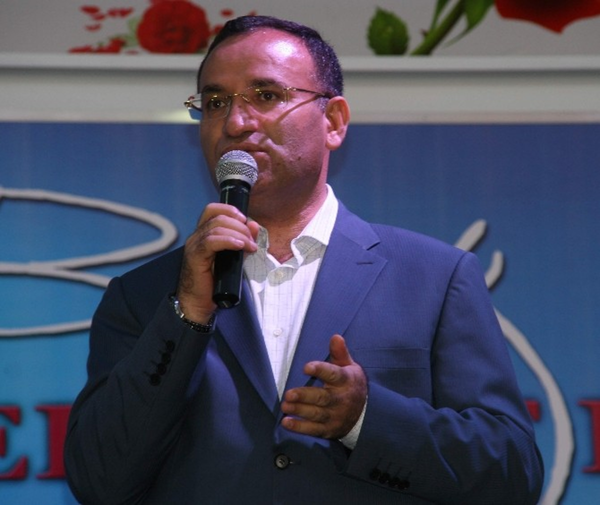 Bakan Bozdağ: "Firavun\'un Yaptığı Zulmü Bugün İsrail 21. Yüzyılda Yapıyor"