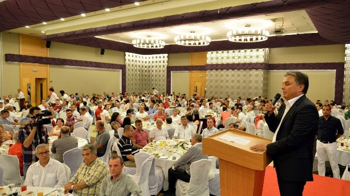 Başkan Uysal\'dan, Stk ve Derneklere İftar