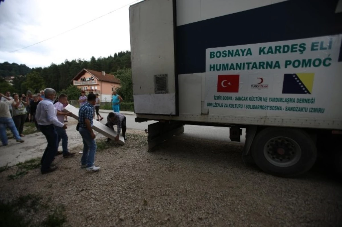 Bosna\'daki Sel Mağdurlarına İzmir\'den 2. Yardım Atağı