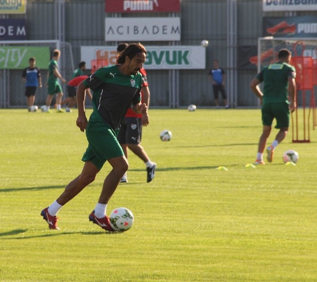 Bursaspor Chikhura Maçının Hazırlıklarına Başladı