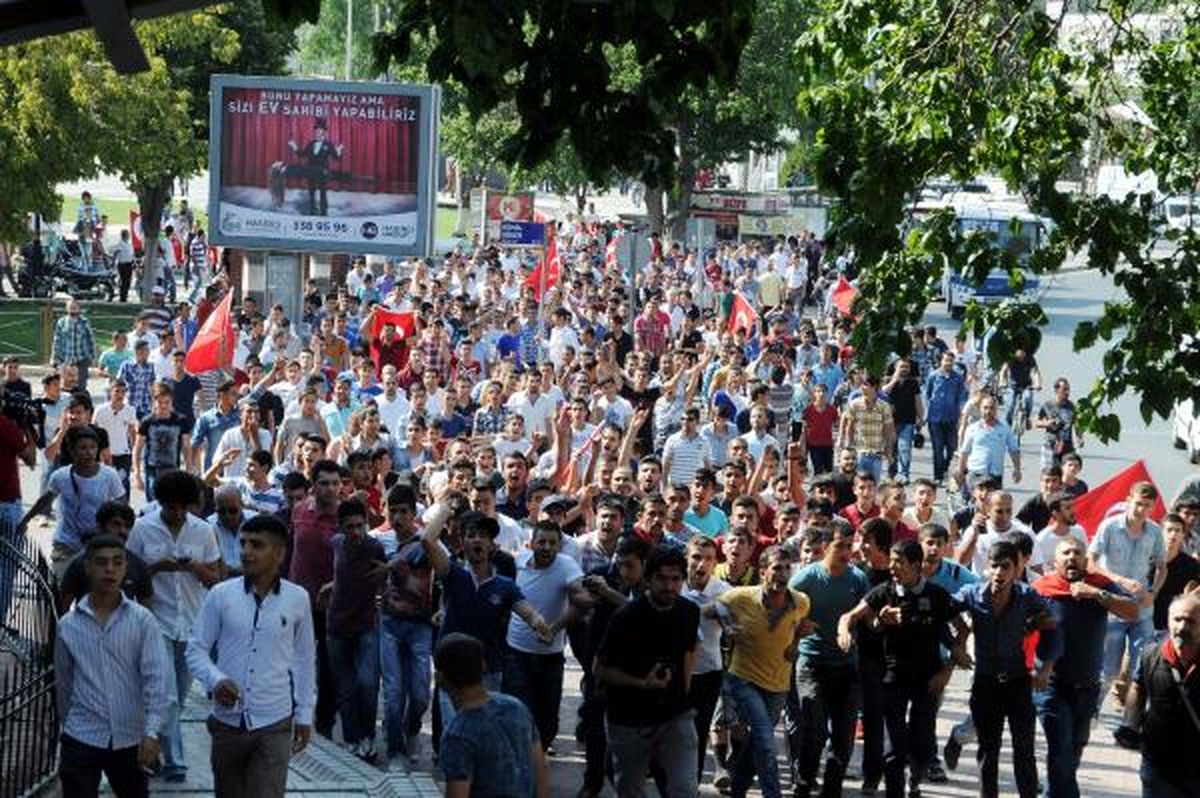 Gaziantep\'te \'Suriyelileri İstemiyoruz\' Protestosuna 20 Gözaltı