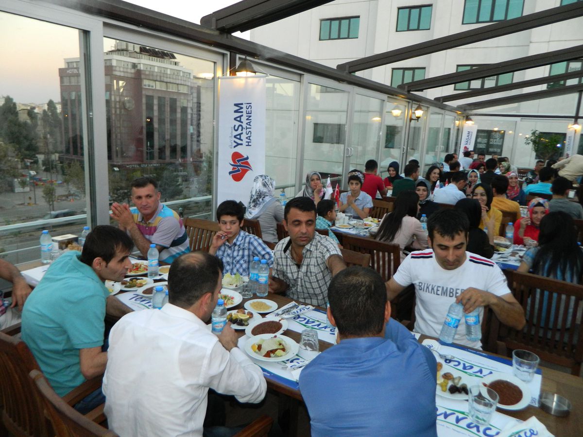 Hastane Personeli İftarda Buluştu