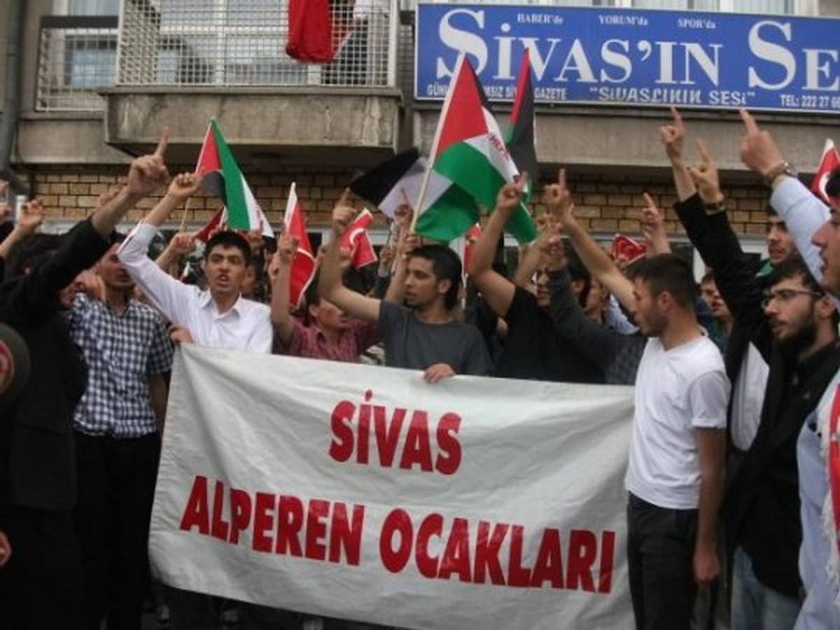 İsrail\'in Gazze Saldırılarının Protesto Edilmesi