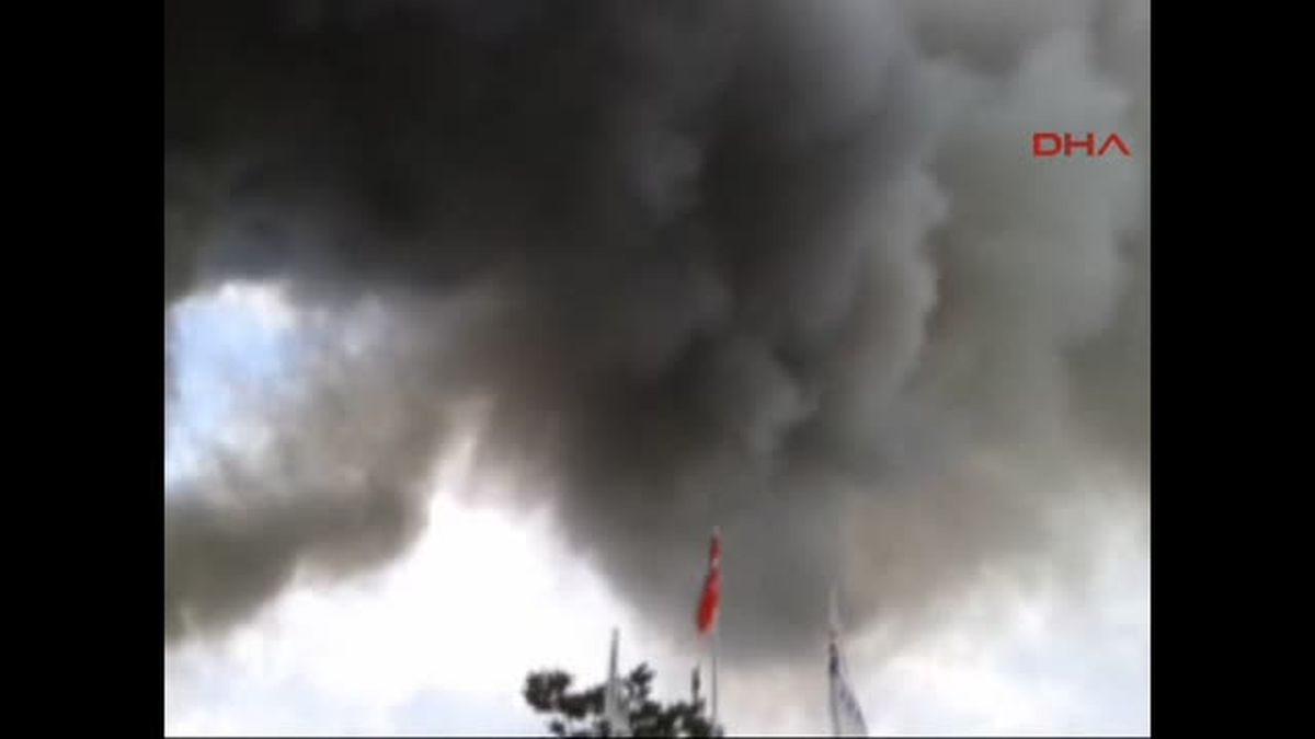 Kereste Fabrikası Alev Alev Yandı