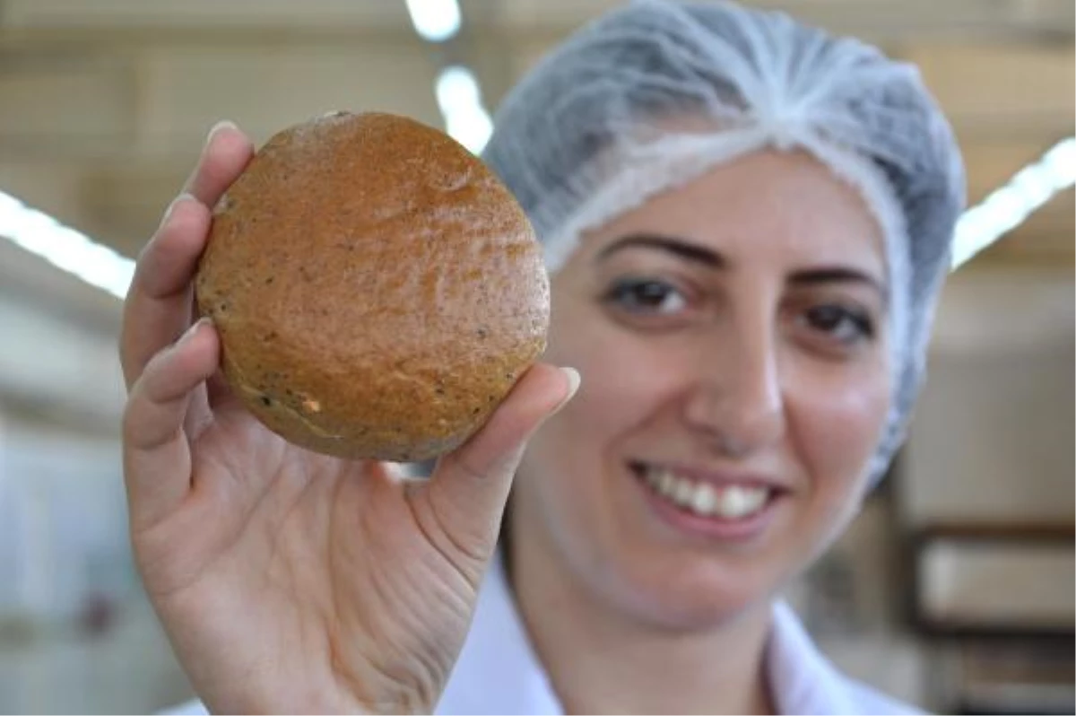Samsun\'da Keçiboynuzlu Ekmeğe Yoğun Talep