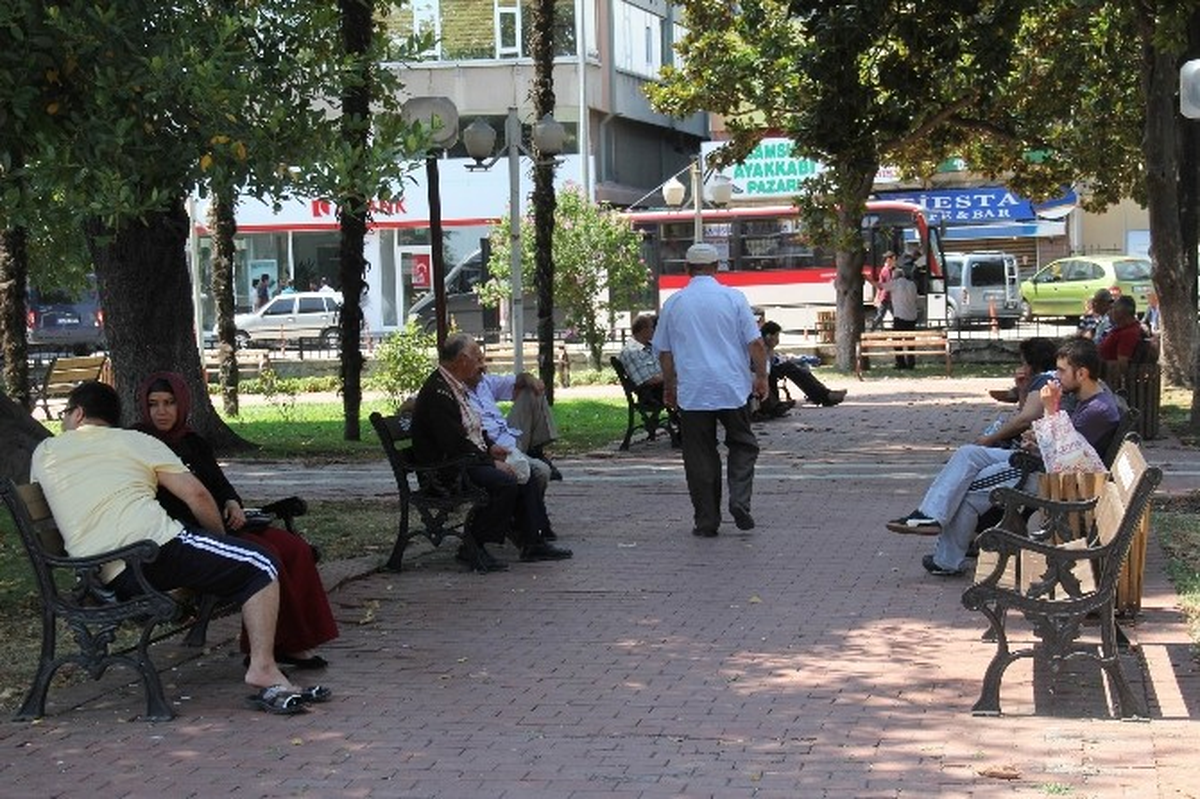 Sıcaklar Herkesi Bunalttı
