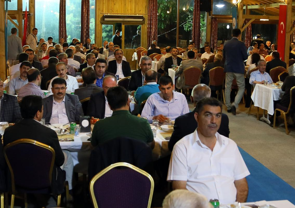 Sivas Belediyesi\'nden İftar Programı