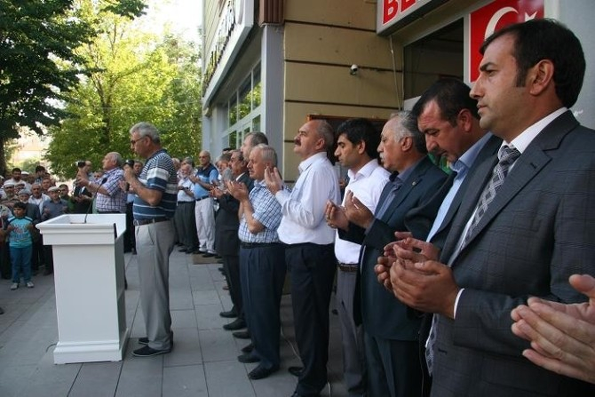 Sungurlu\'da İsrail\'e Lanet Yağdı